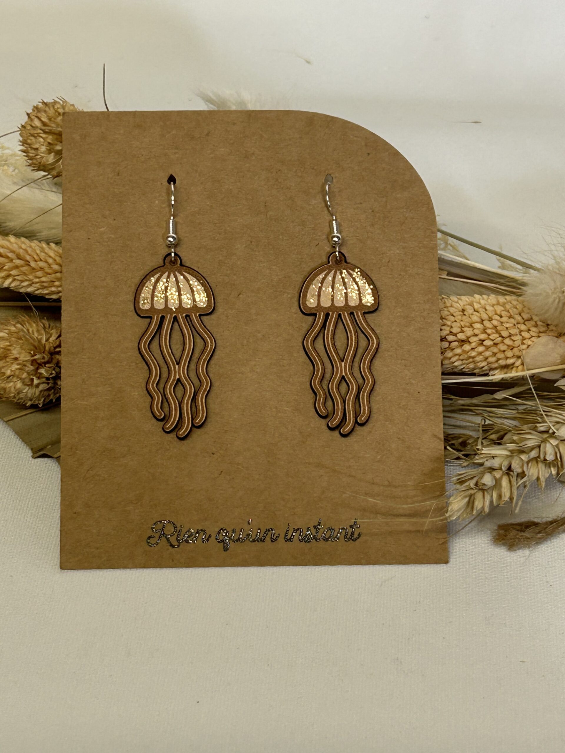 boucles d'oreilles en cuir lotus