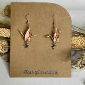 boucles d'oreilles origami noir étoiles jaune (copie)