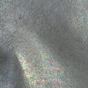 Chute de cuir blanc irisé