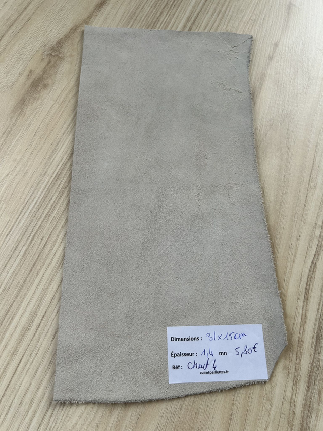 chute de cuir rose motifs floraux (chut4)