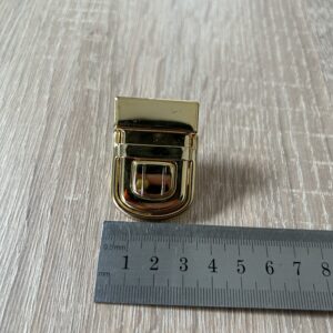 Les fermoirs et accessoires