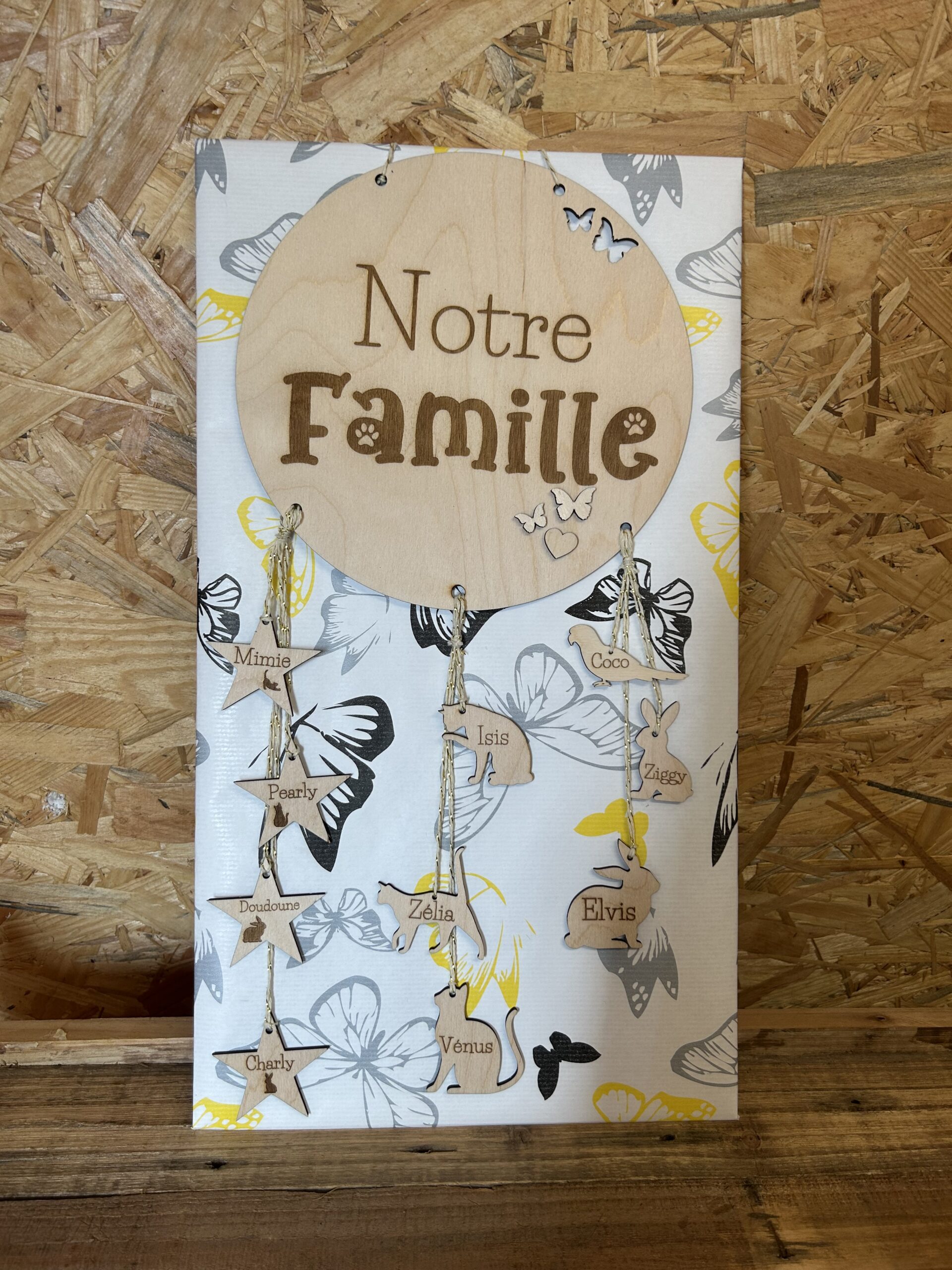 Plaque décorative personnalisée “Notre Famille” avec animaux