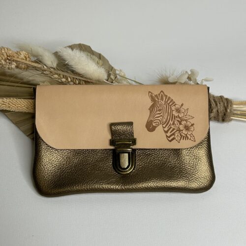rien qu'un instant Pochette à papiers en cuir gravure zebre fleurs