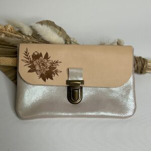 Pochette à papiers en cuir gravure fleurs d'hiver