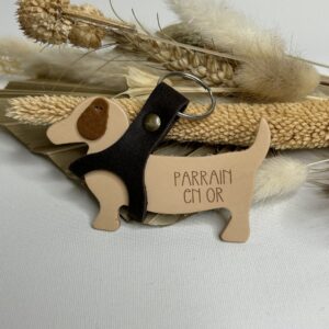 Porte clé Chien en cuir gravé Parrain