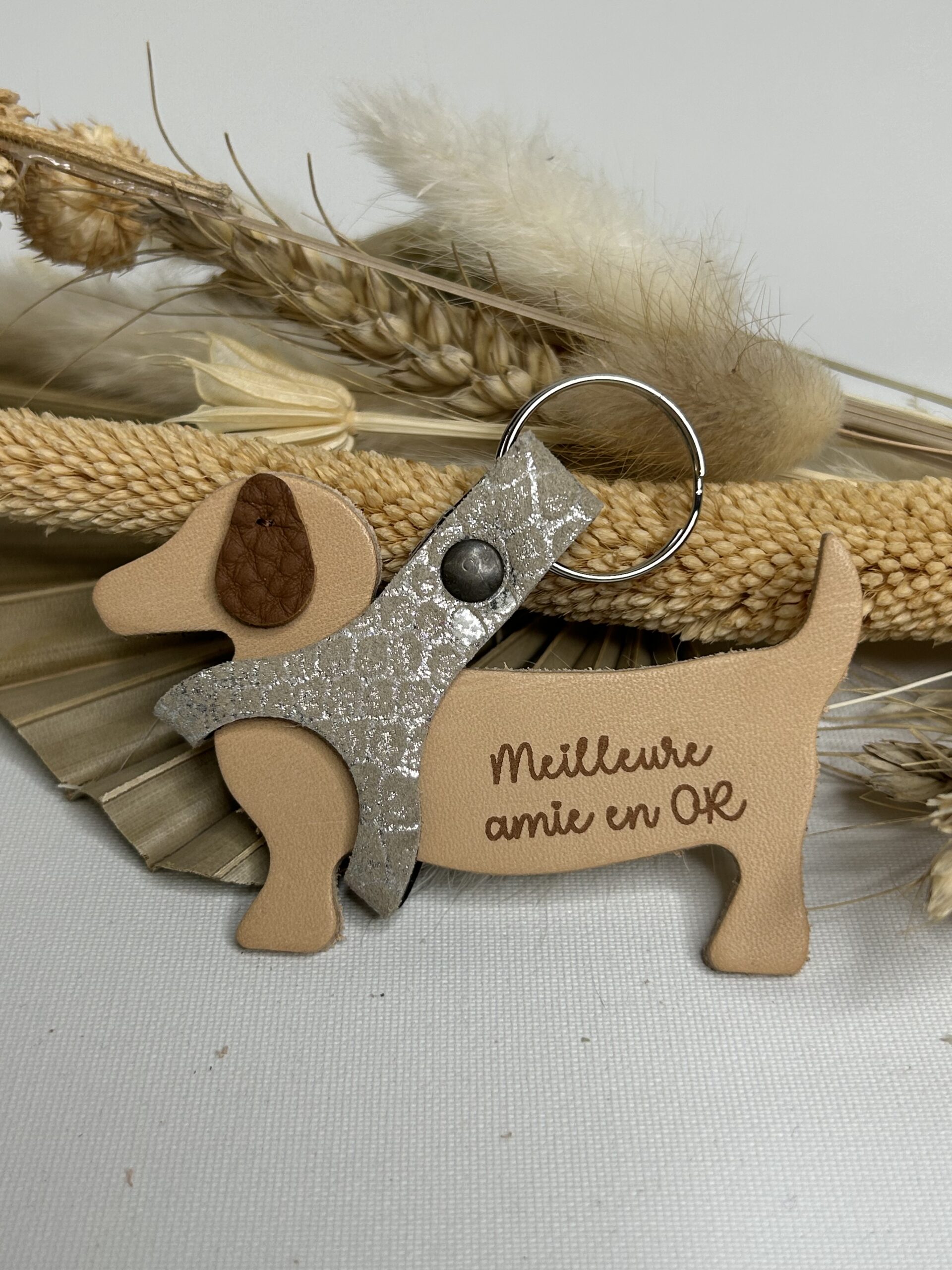 Porte clé Chien en cuir gravé Meilleure amie