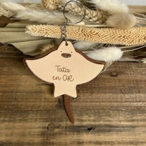 Porte clé Raie Manta en cuir gravé Tata