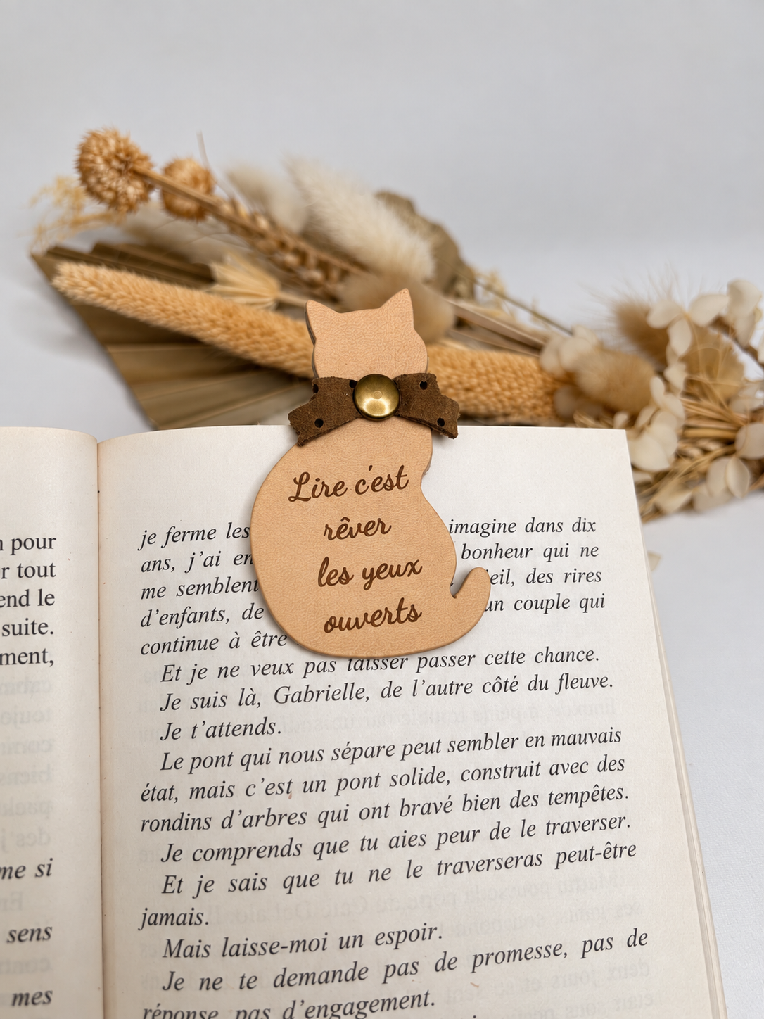 MP chat lire Marque-page magnétique chat en cuir "Citation"