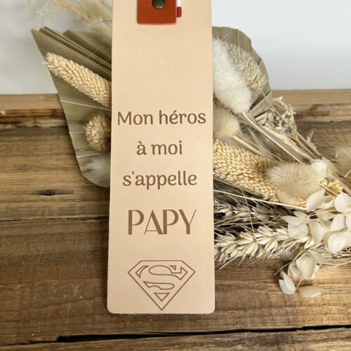 Marque-page en cuir "Mon héros Papy"- Idée cadeau personnalisée
