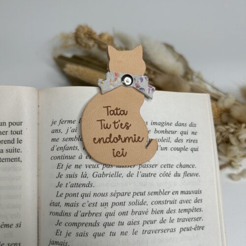 Marque-page magnétique chat en cuir -Idée cadeau tata