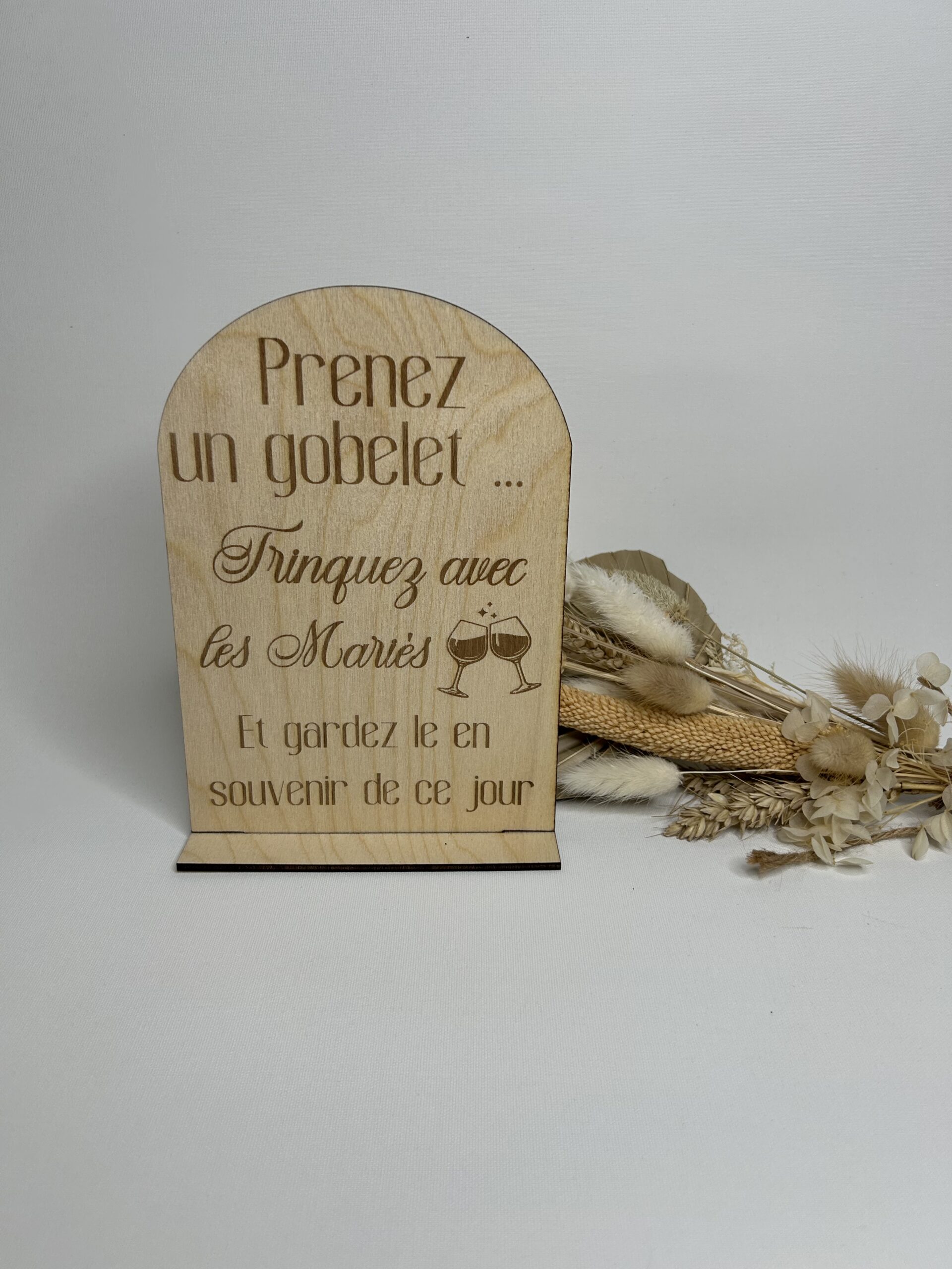 Panneau en bois gravé “Prenez un gobelet” – Décoration mariage conviviale – Image 7