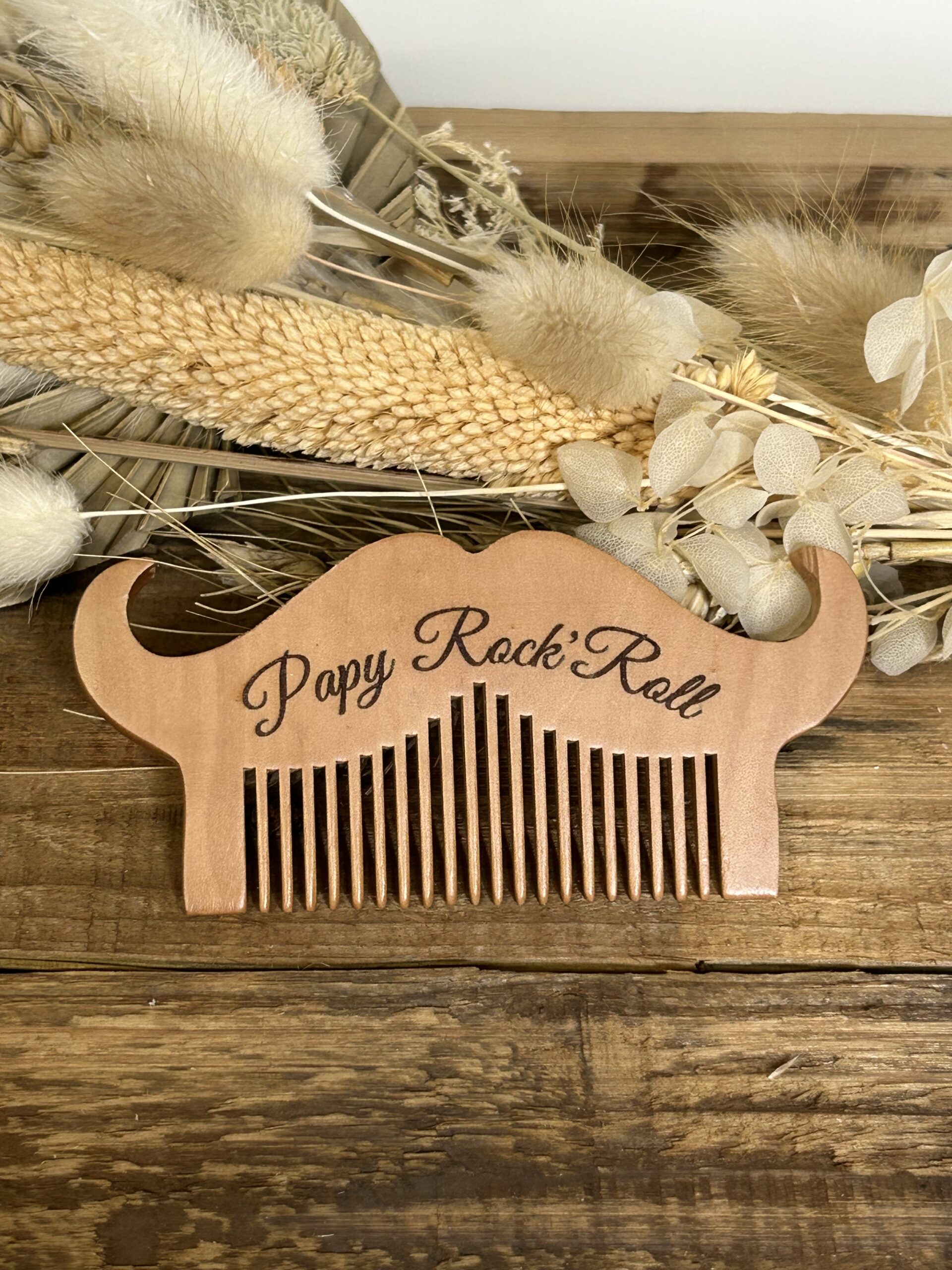 Peigne à moustache et barbe personnalisé – Image 5