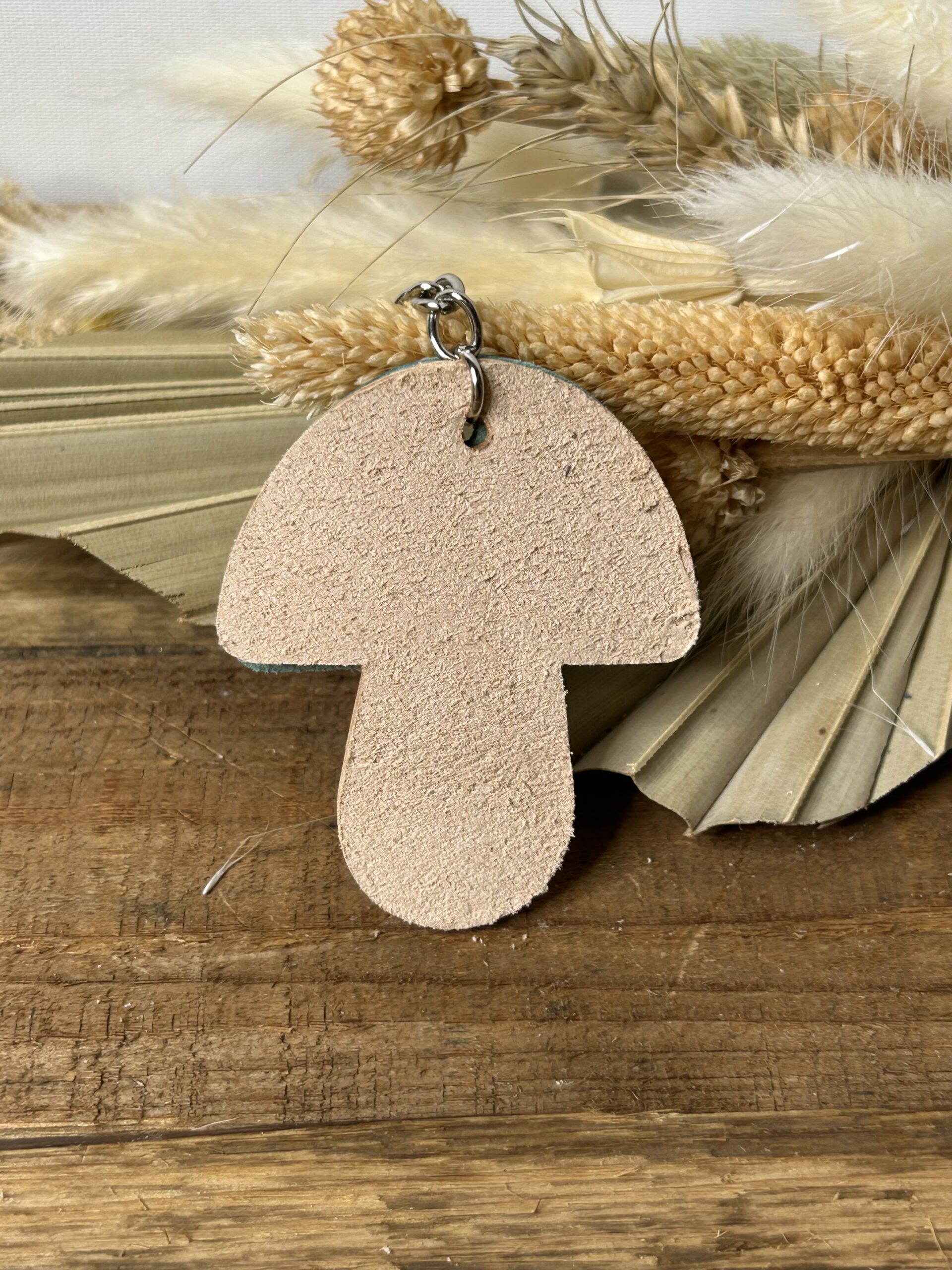Porte-clés champignon en cuir – Image 2