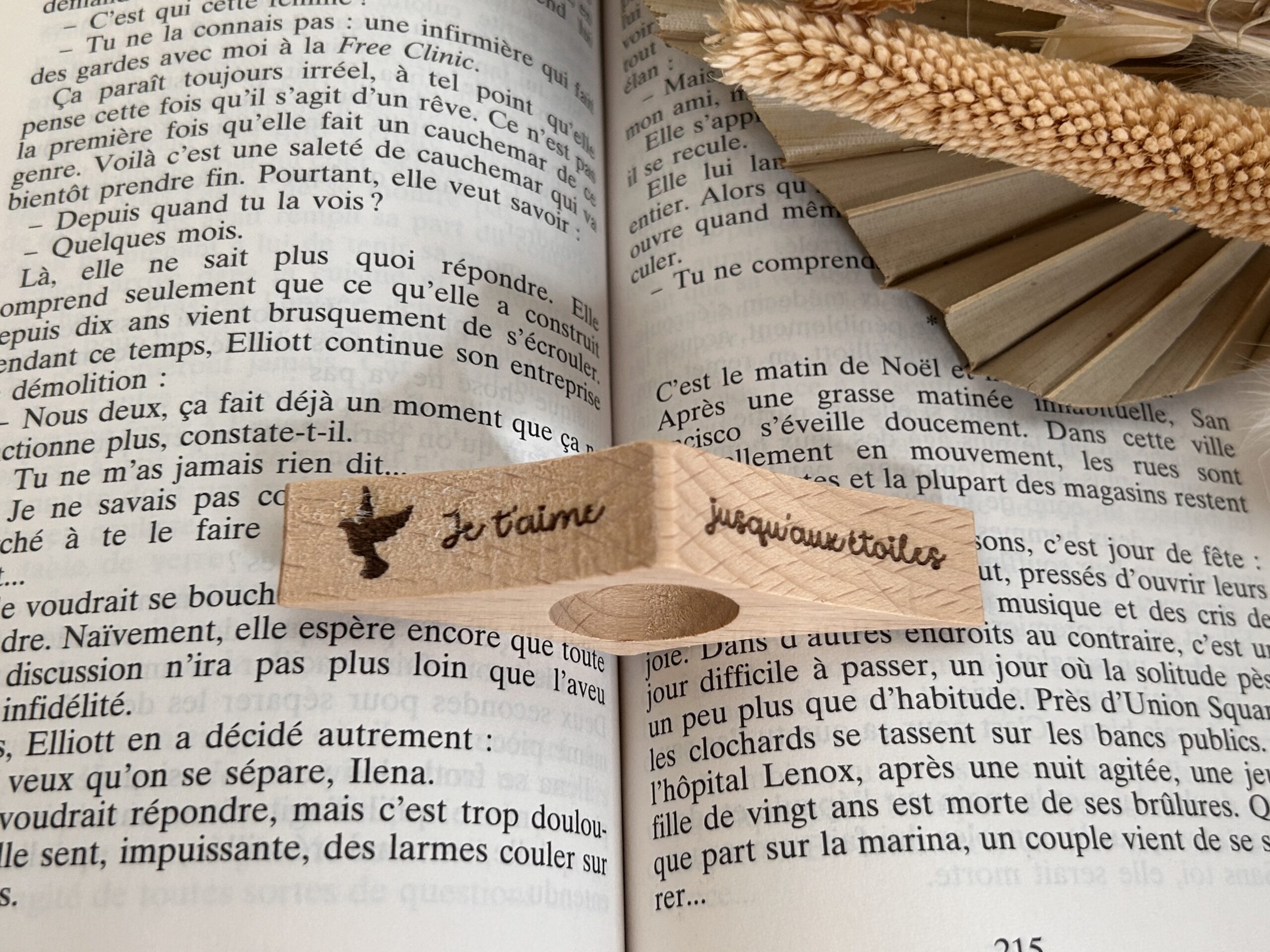 Bague de lecture en bois personnalisée – Confort de lecture et cadeau émotion