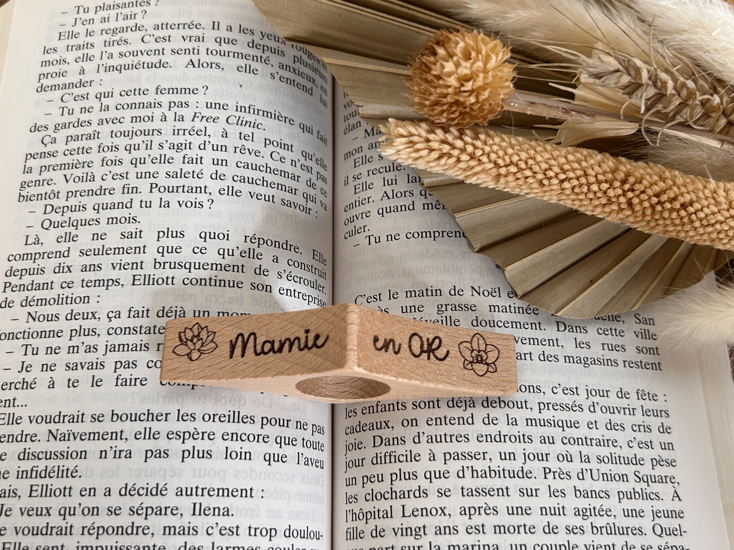 Bague de lecture en bois personnalisée – Confort de lecture et cadeau émotion – Image 10