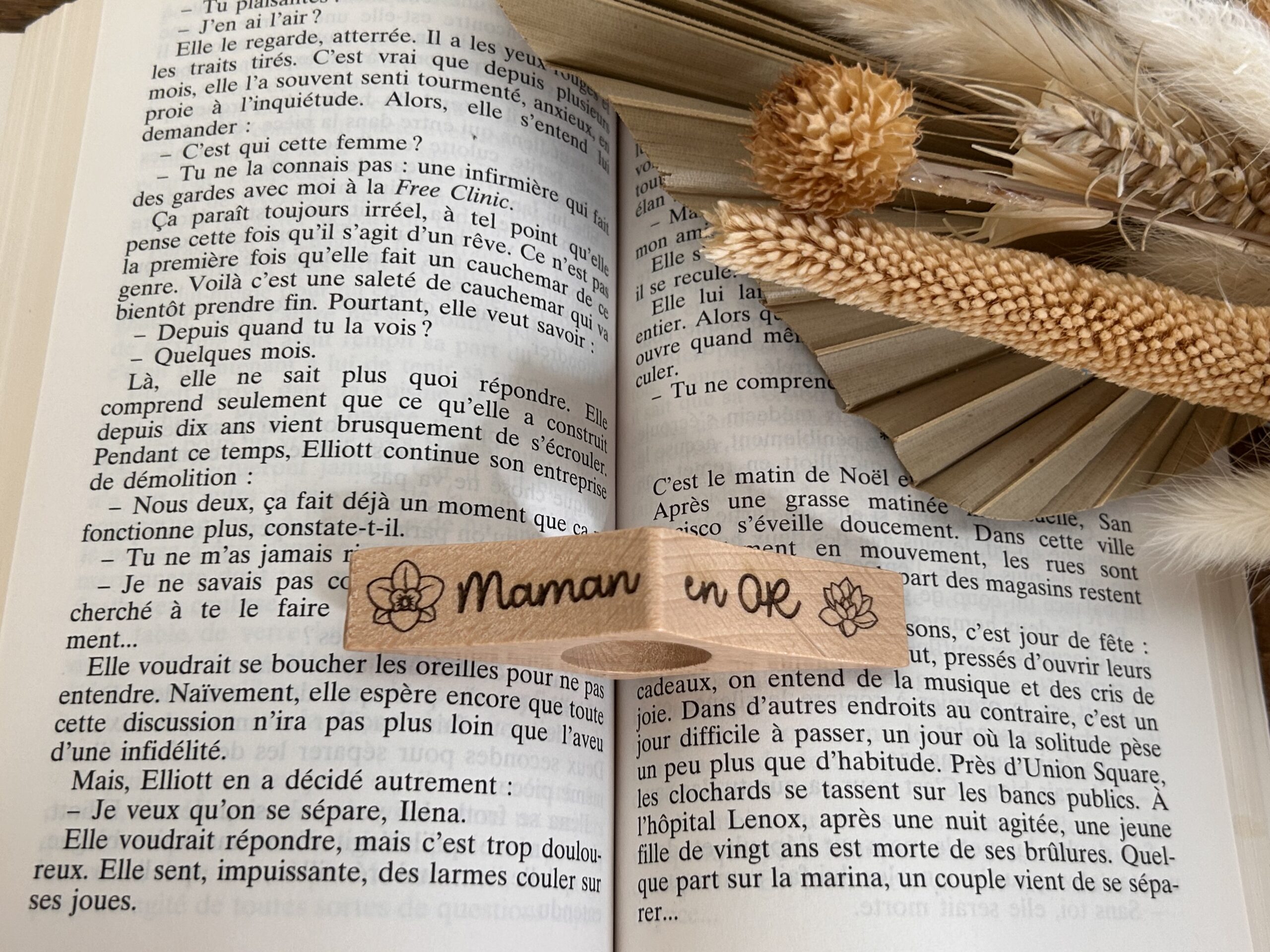 Bague de lecture en bois personnalisée – Confort de lecture et cadeau émotion – Image 8
