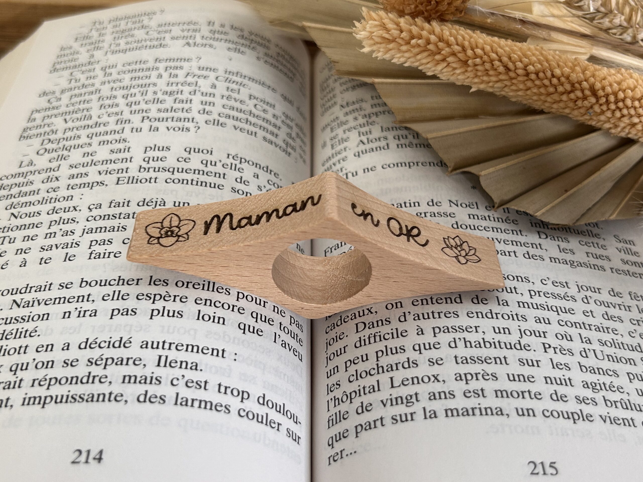Bague de lecture en bois personnalisée – Confort de lecture et cadeau émotion – Image 7