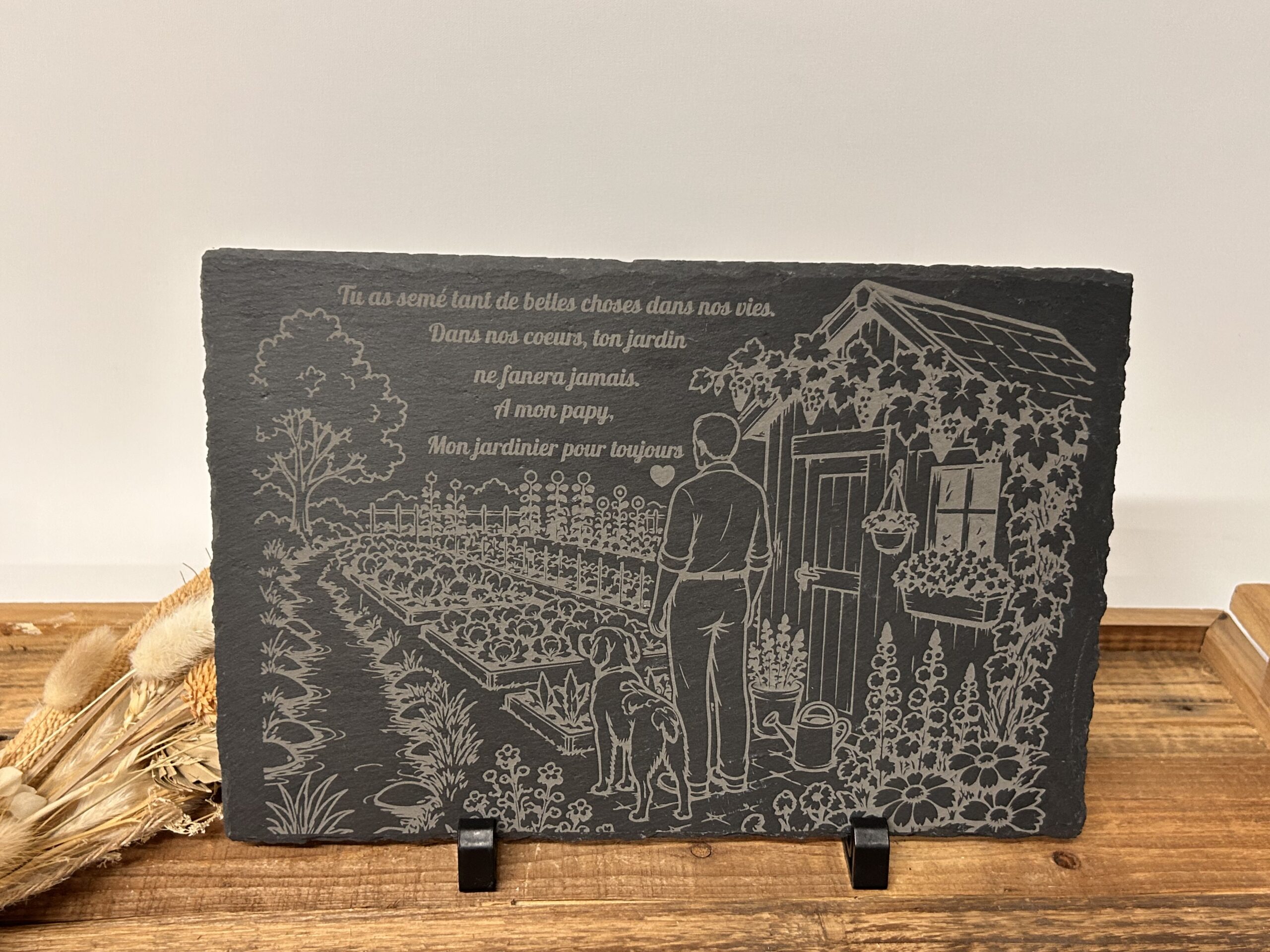 plaque funéraire en ardoise papy3 Plaque funéraire en ardoise personnalisée 20 × 30 cm avec création graphique sur mesure