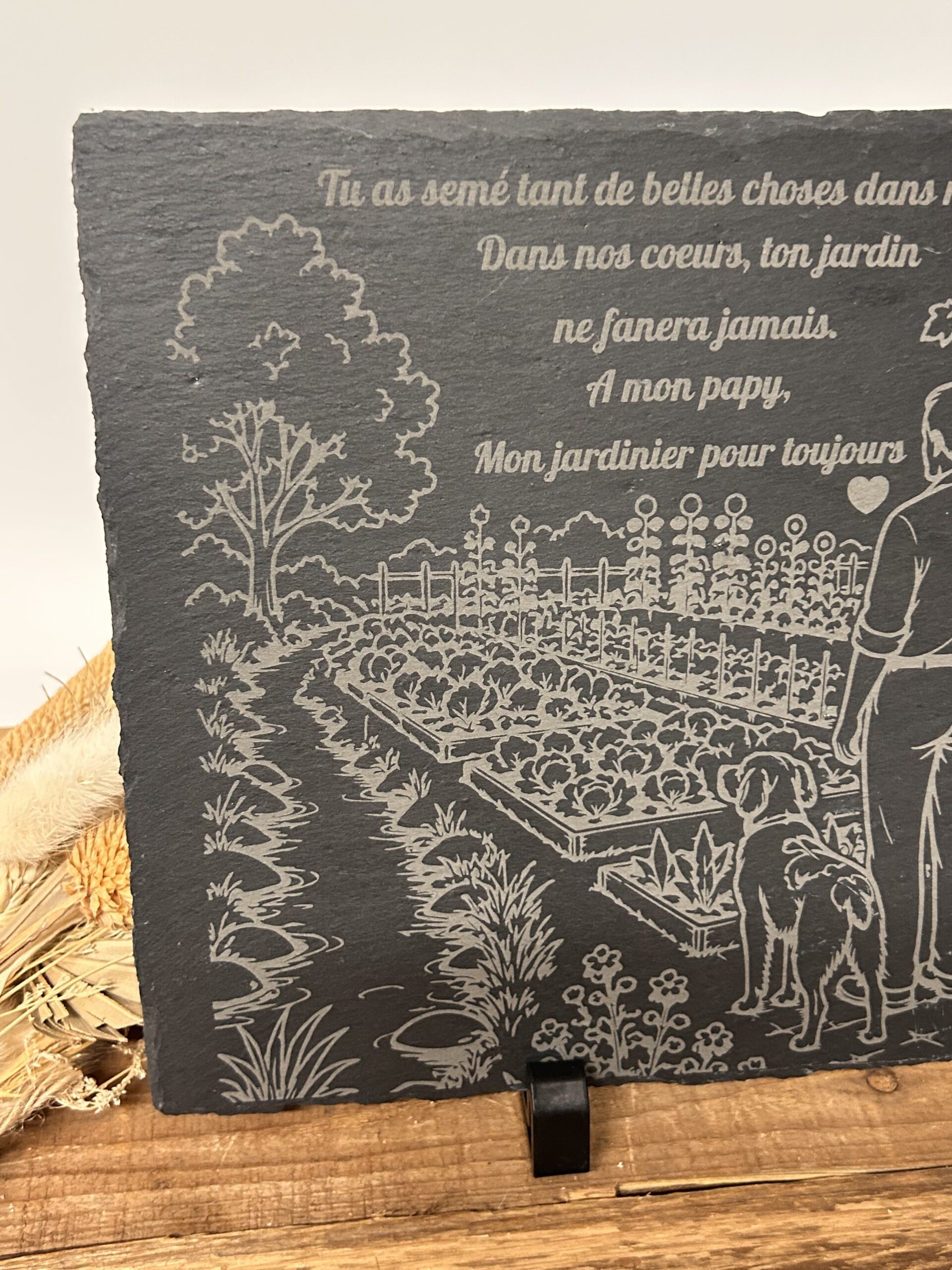 plaque funéraire en ardoise papy4 Plaque funéraire en ardoise personnalisée 20 × 30 cm avec création graphique sur mesure