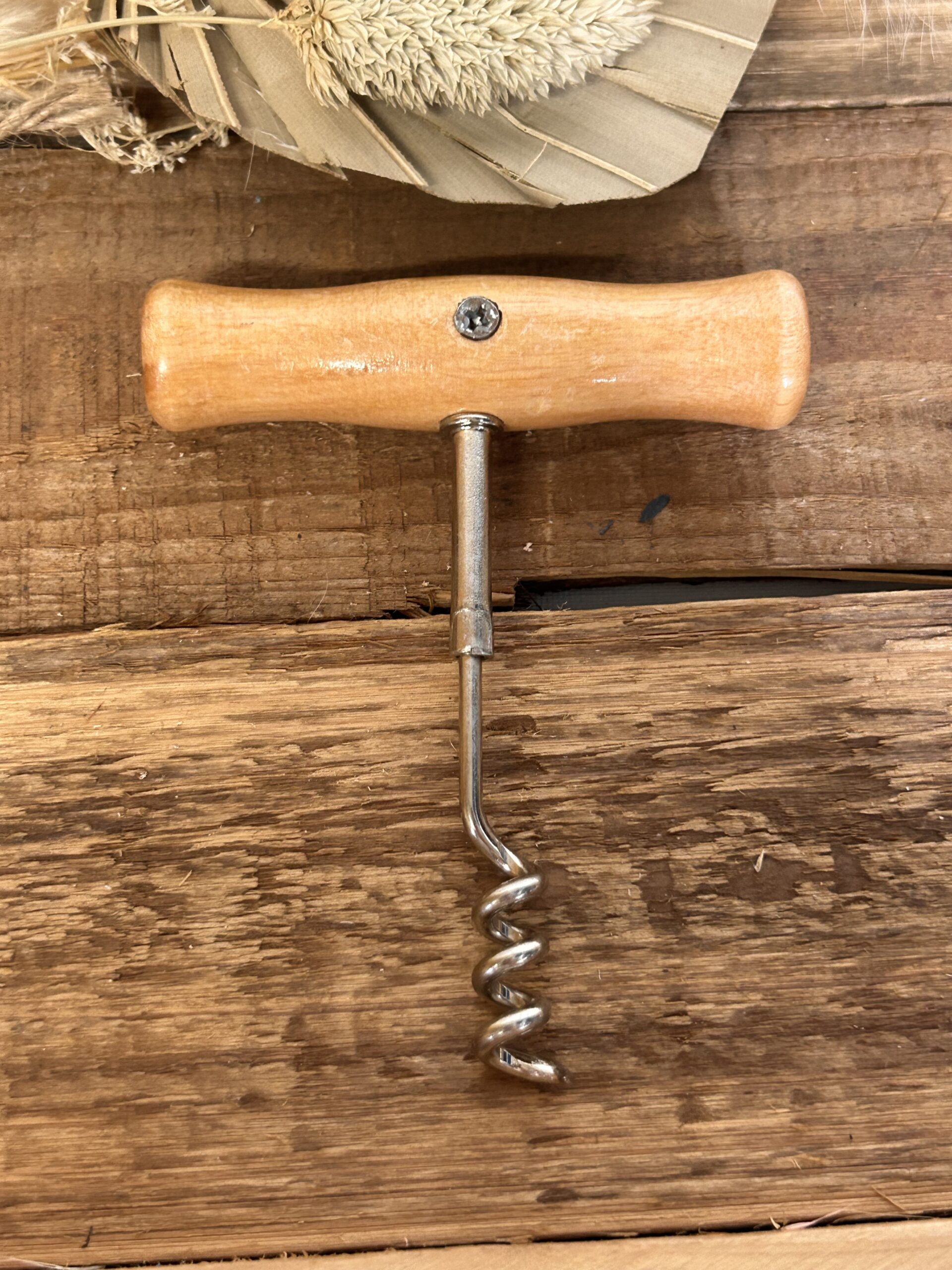 tire bouchon personnalisée4 Tire-bouchon personnalisé en bois gravé Le vin justifie les moyens